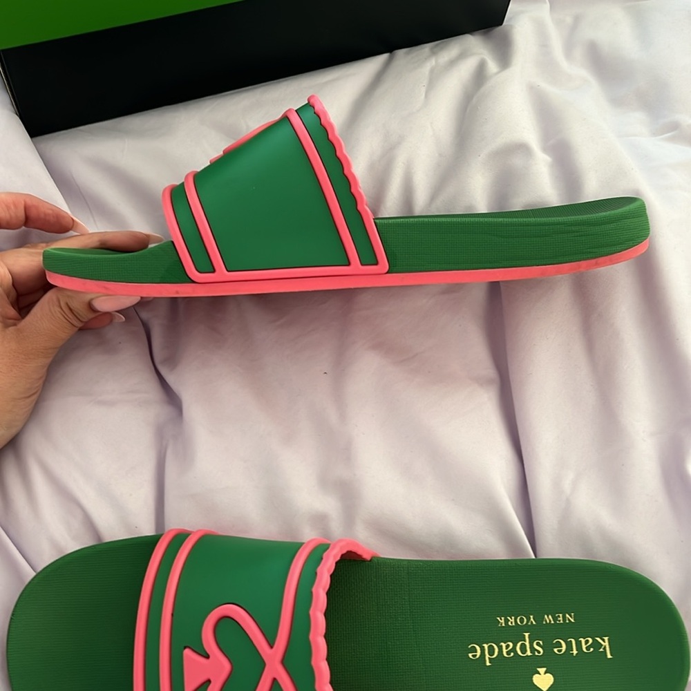 Kate Spade Pool Slide - Picture 6 of 13